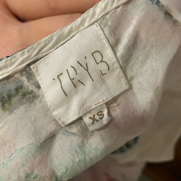 Anthropologie Try b 100% silk blouse - Picture 3 of 3